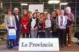 FOTO San Valentino, le premiazioni del gioco de La Provincia 'Scrivete le vostre parole d'amore'
