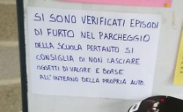 Telecomandi clonati, furti sulle auto parcheggiate