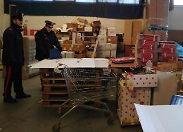 Lavoratori in nero e irregolarità, blitz in aziende tessili cinesi