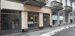 Vetrine vuote, è fuga da corso Garibaldi