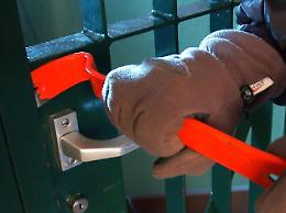 Intrusione in piena notte con i padroni in casa