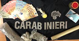 Detenzione e spaccio di stupefacenti, arrestato 19enne