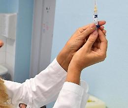 Non fa vaccinare i figli e ci rimette anche il lavoro