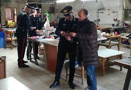 Igiene e sicurezza, blitz dell'Arma nell'azienda tessile