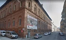 Gru da smontare, lunedì 23 via Manna chiusa dalle 7 alle 19