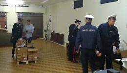 Due clandestini al lavoro in un laboratorio cinese, arrestato il titolare