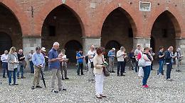 FOTO Sentinelle in piedi a Cremona