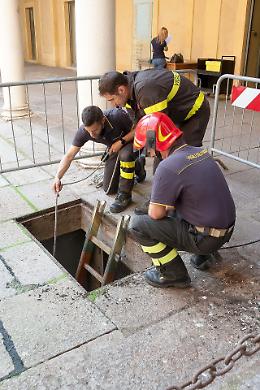 L'allarme incendio al tribunale