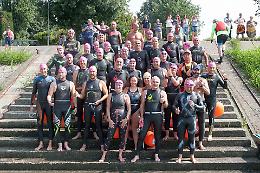 FOTO Le immagini della maratona di nuoto lungo il Po tra Cremona e Casalmaggiore