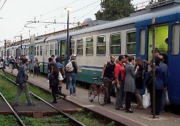 Bomba d'acqua all'alba, circolazione ferroviaria paralizzata