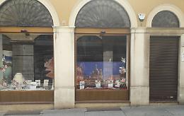 Nuovi guai giudiziari, viaggio di nozze finisce in procura