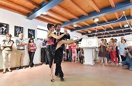 Passione Tango Bijoux, spettacolare inaugurazione della mostra
