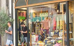 Saldi, avvio in chiaroscuro. Bene sabato, domenica flop