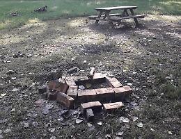 Parco Serio, barbeque in via Miglioli: rischio di incendi
