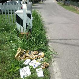 Giallo a Pradazzo, alimenti gettati dopo i  binari