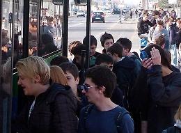 Pullman ‘svanito nel nulla’. L’ira degli utenti