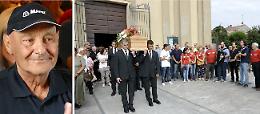 Commozione e musica ai funerali di Delio Chittò