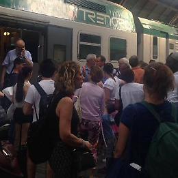 Treni, giornata da dimenticare. Pesanti disagi per i passeggeri