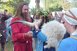 Matrimonio vichingo al ‘Midgard  Viking Folk Fest’