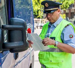 Trasporti abusivi, servizio bus senza autorizzazioni: è allarme