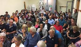 Fusione San Pietro-Monticelli, sanpietrini contrari e Distante lascia la sala
