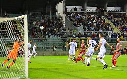 Mogos e Paulinho, la Cremonese liquida 2-0 il Cosenza