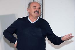 Farinetti: "Avete la piazza più bella d'Italia, ma dovete dirlo"