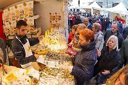 FOTO Festa del Torrone: Cremona 'invasa' dai visitatori domenica 18 novembre