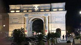 Esordio per la nuova illuminazione di porta Ombriano