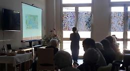 I nonni internauti chiedono doni 'online'