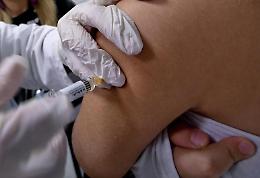 Vaccini anti-influenzale, farmacie a secco: ne mancano  23 mila 