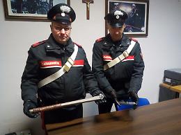 Guida in stato d'ebbrezza e armi a bordo, denunciato