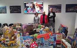 Un sorriso per tutti i bimbi, raccolti più di mille giocattoli usati