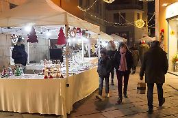 'Natale da favola', atmosfera e tanta gente in città