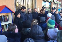  ‘Guerra’ alla casetta dei libri, il Boschetto si divide