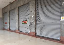 Commercio, chiuso il market Crai di piazza Marconi