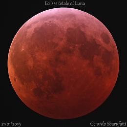 Il fascino dell'eclisse totale di luna