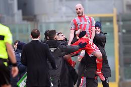 La Cremonese affonda la capolista: Palermo battuto 2-0