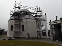 Cappella del cimitero, lavori dopo la tromba d'aria