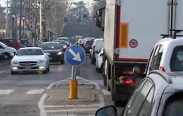 Due cantieri sullo stesso asse viabilistico: è caos