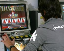 Fasce orarie per le slot, nessun muro dalle associazioni dei commercianti
