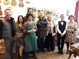 FOTO Degustando in bottega  dai liutai da Scolari e Bochard