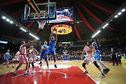 Semaforo rosso a Varese:  Vanoli battuta 83-64