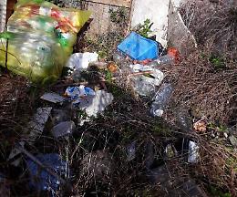 Degrado nel vecchio ospedale, sollecitato l'intervento del sindaco