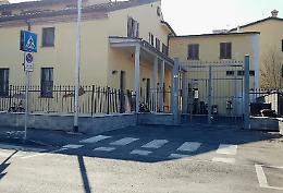 Il diverbio finisce a botte davanti alla Casa dell'Accoglienza