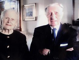 Dopo 70 anni insieme, marito e moglie se ne vanno a poche ore di distanza