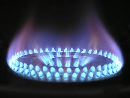 Bollette: cresce il costo del gas ma crolla l'elettricità