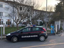 Un’anziana cade dalle scale, il figlio denuncia la casa di riposo
