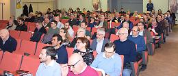 Avis, calano i donatori