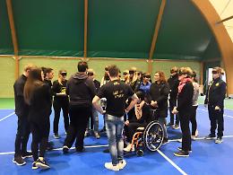 Oltre i limiti, danza bendati per ballare come i ciechi